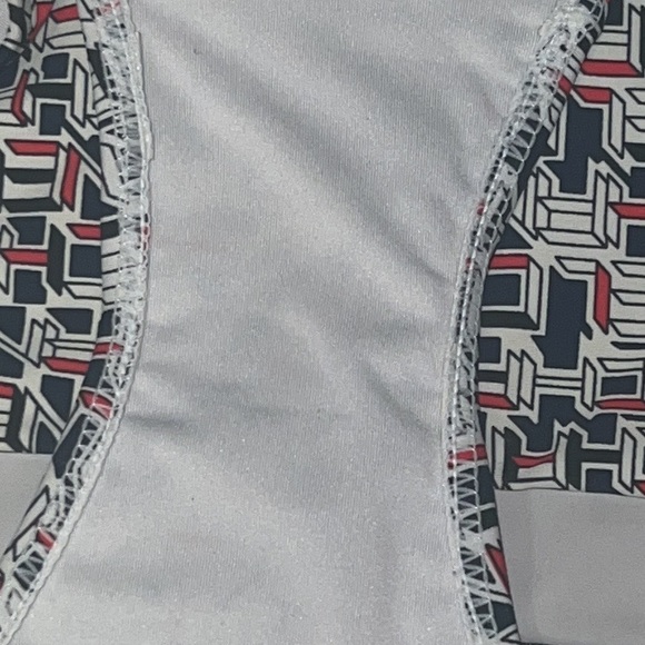 Authentic Chanel signature one piece bathing suit sz 8 Euro 42 - Picture 9 of 10